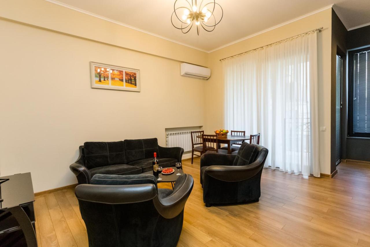 New!-Downtown Apartment Ll Tbilisi Ngoại thất bức ảnh