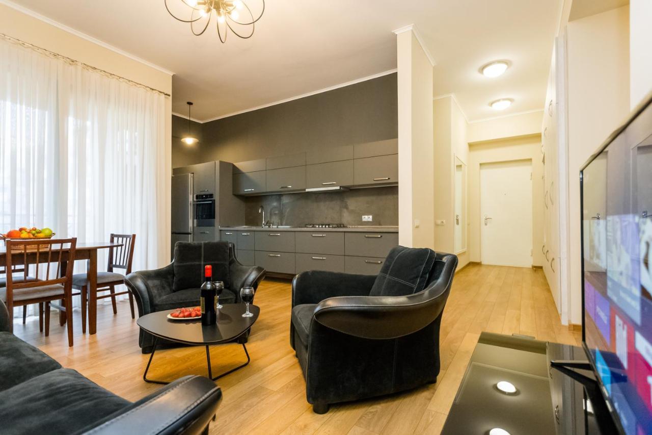 New!-Downtown Apartment Ll Tbilisi Ngoại thất bức ảnh